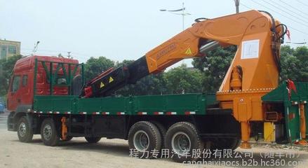 廠家直銷多噸位大型隨車吊，全國送車上門，程力專車鉅惠來襲